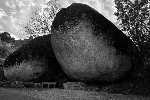 Monsanto , Boulders