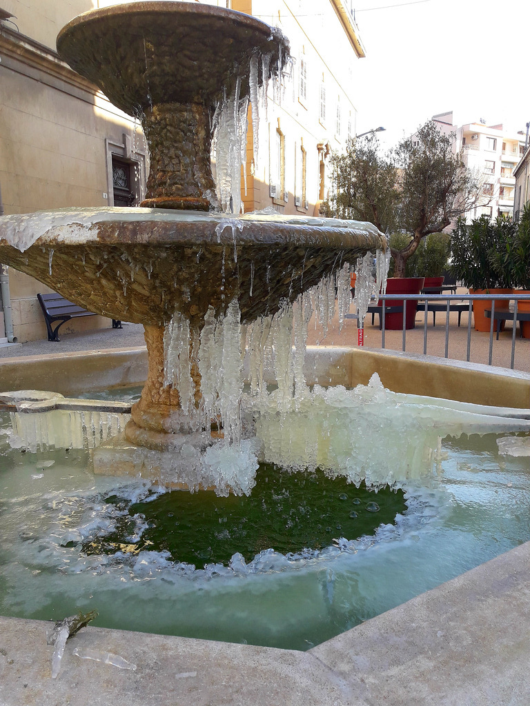 Cavaillon la fontaine ce matin de Janvier 2017