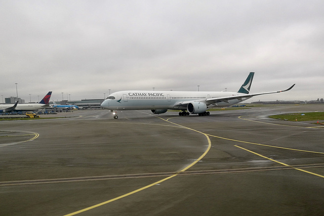 Athens 2020 – Cathay Pacific aeroplane