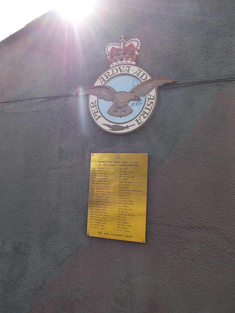 yam[25] - Memorial {5 of 7} : WAAF memorial