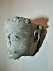 michelham priory, sussex   (24)c13 headstop