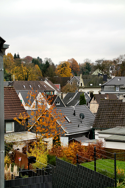 Über den Dächern der Gräfrather Altstadt (Solingen) / 16.11.2017