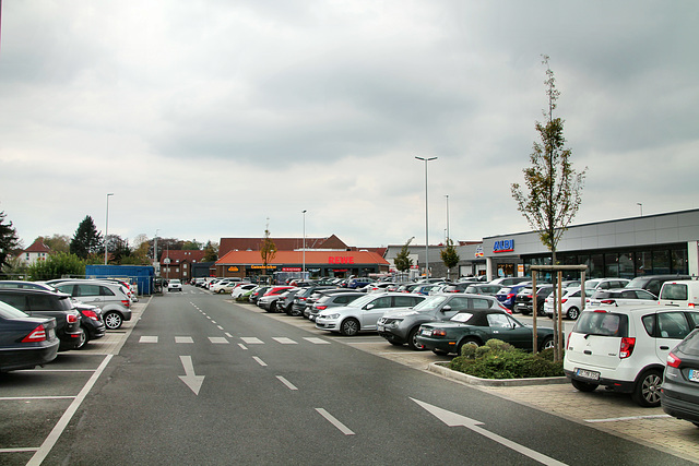 Parkplatz, ehemals Zechengelände Schlägel & Eisen 1/2 (Herten-Disteln) / 17.10.2020