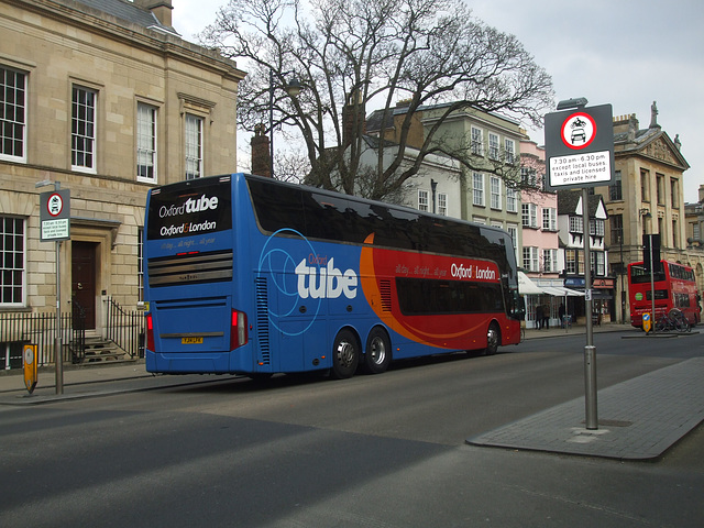 DSCF2692 Stagecoach (Oxford Tube) YJ14 LFK in Oxford - 27 Feb 2016