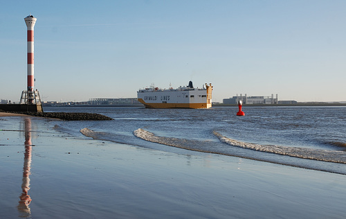 Die Elbe bei Hamburg-Blankenese