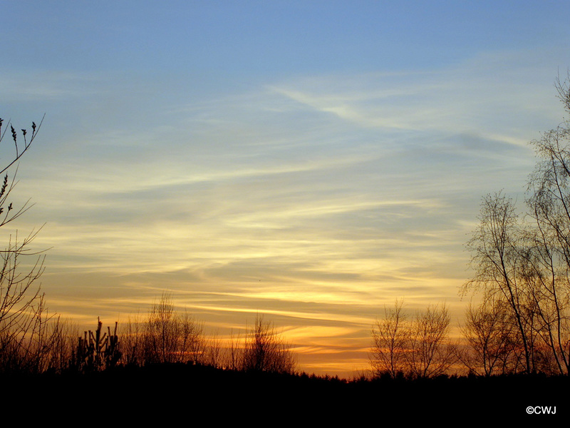 Monday evening skies