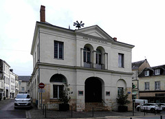 Bourgueil - Mairie