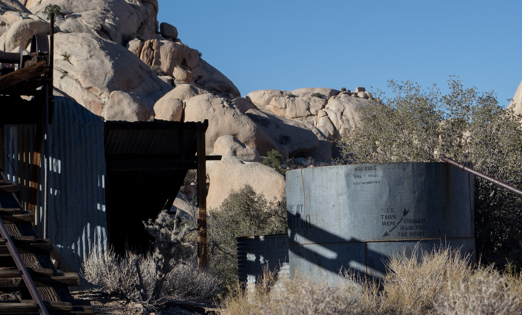 Joshua Tree NP Wall Street Mill warning/promo (1511)