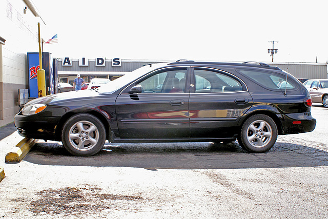 Black Ford Taurus Station Wagon