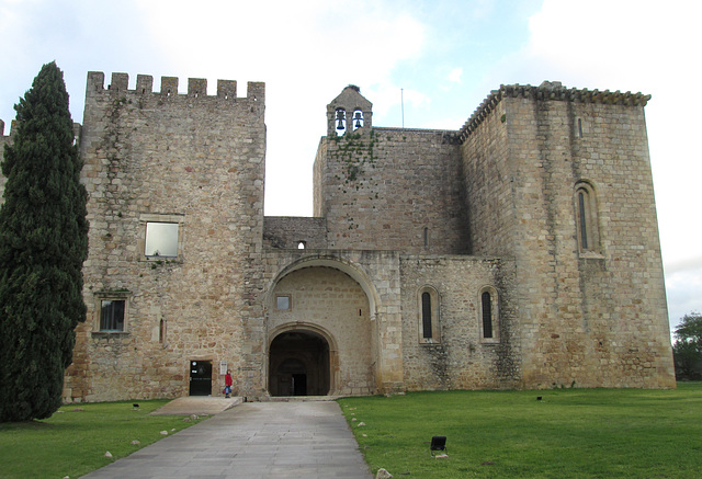 Flor da Rosa Monastery (14th century).