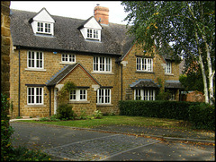 houses in Lake Walk