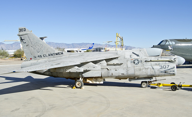 Ling-Temco-Vought A-7E Corsair 160713