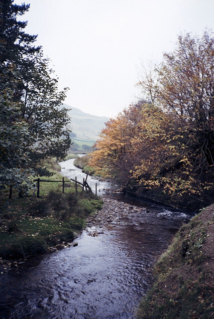 Looking downstream along the River Alport from near Alport Farm (Scan from Oct 1990)