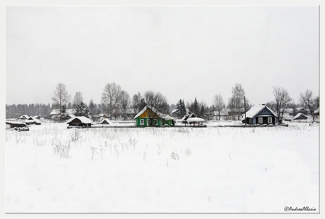 Houses in the snow - Tarza