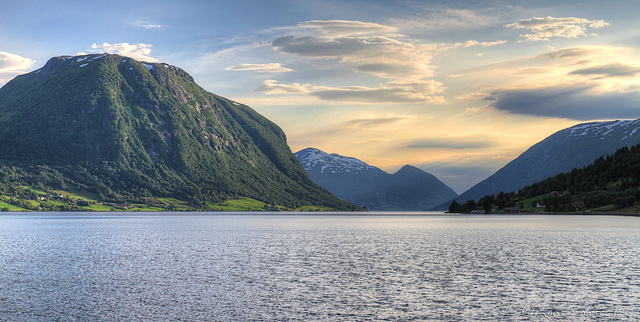 Jølstravatnet seen from Skei i Jølster