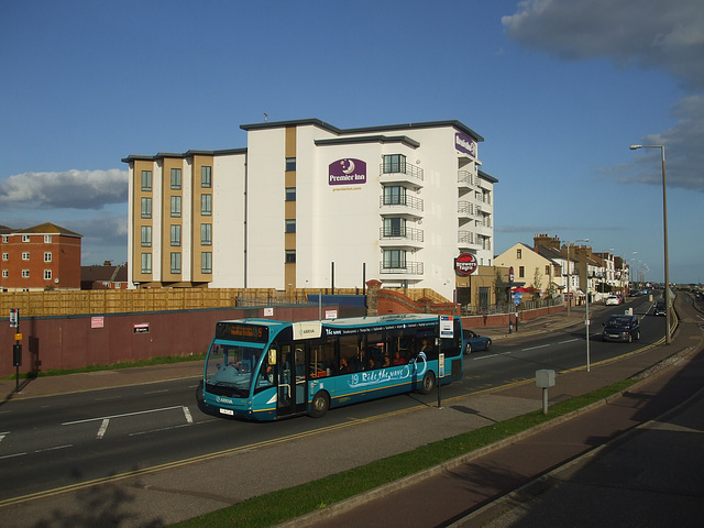 Arriva 4210 (YJ61 CJX) in Southend - 25 Sep 2015 (DSCF1836)