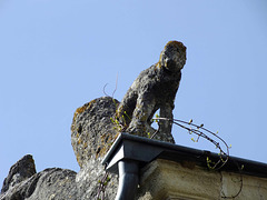 Détail toiture (La maison aux chats. Gensac 33)