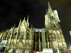 DE - Cologne - Cathedral after dark