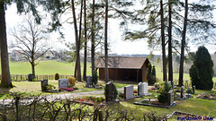 Ländlicher Friedhof