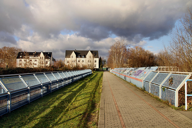 Auf der Erzbahnbrücke über dem Ruhrschnellweg (Bochum-Hamme) / 14.01.2019