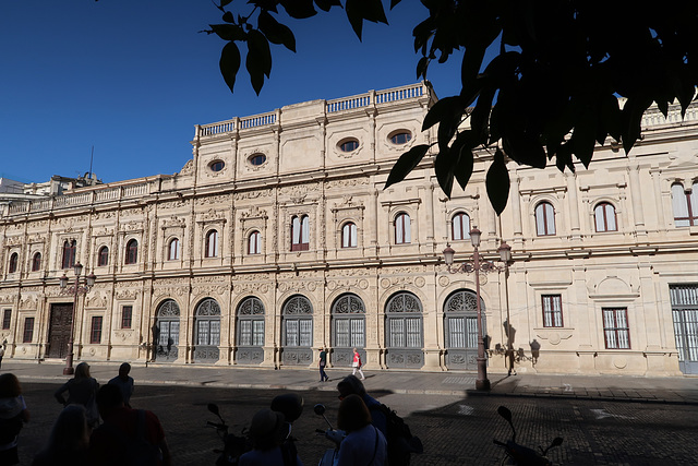 Los Palcos, Carrera Oficial