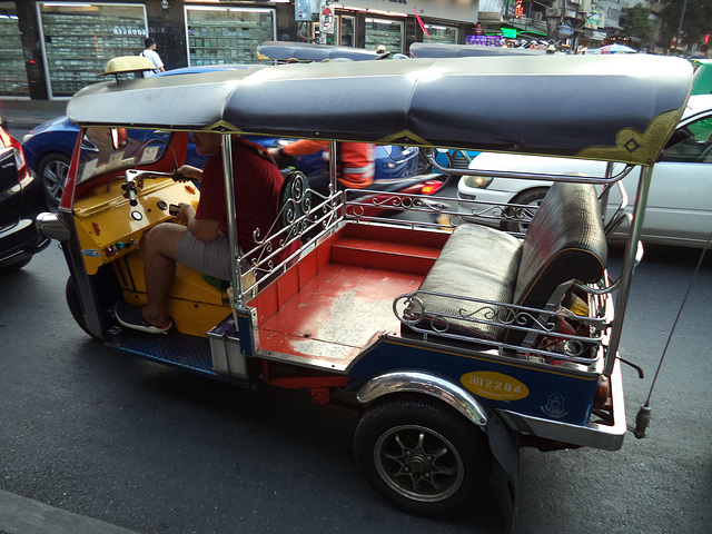 Tuk-Tuk 2284