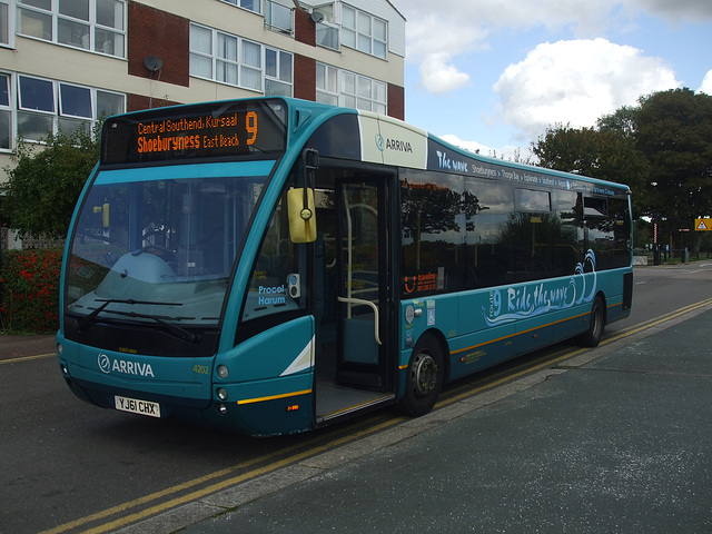 Arriva 4202 (YJ61 CHX) in Shoeburyness - 25 Sep 2015 (DSCF1809)