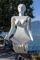 170823 Montreux sculpture quai 0