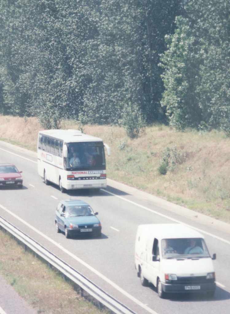 Chenery R303 EEX (National Express livery) June 1998