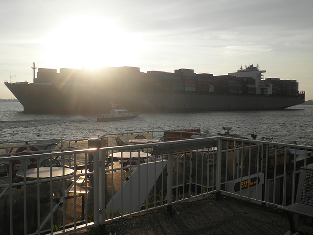 Hannover Bridge passiert Blankenese