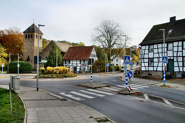 Kreisverkehr am Rinderbach (Essen-Kettwig) / 1.11.2023