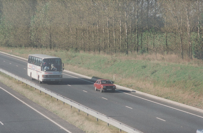 Chenery loan of Bebb Travel J78 VTX (National Express livery) 17 Oct 1993