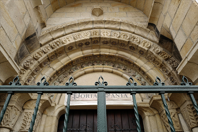 Chaves, Porta Santa