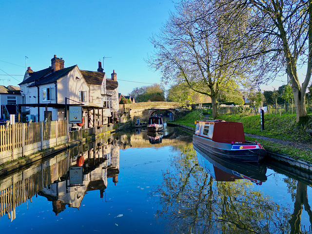 Boat Inn reflections