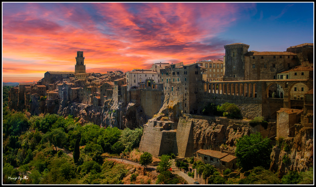 Pitigliano    -   hWW