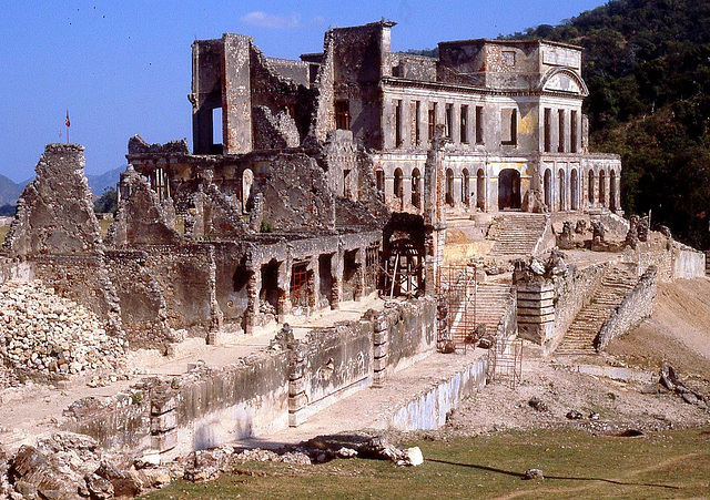 ... Cap Haïtien - Palais Sans Souci ...