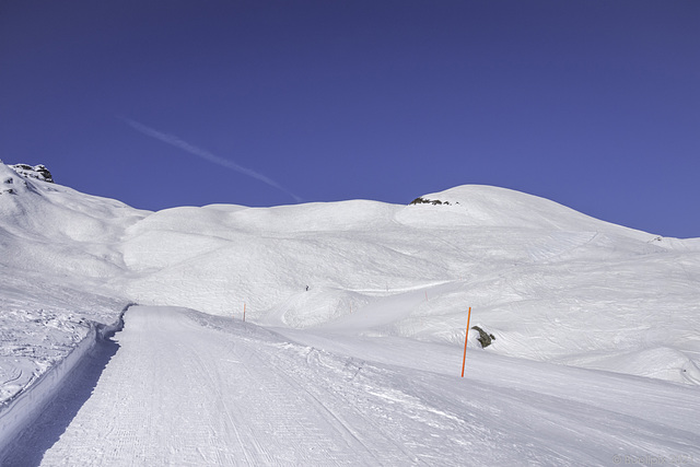 Wandern im Schnee (© Buelipix)