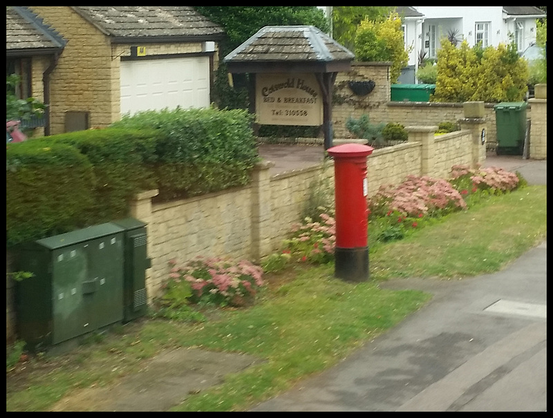 Banbury Road North pillar box