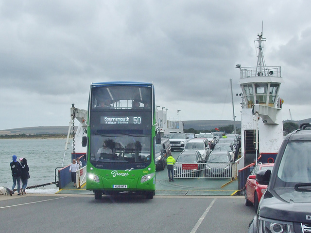 DSCF3940 More Bus 1705 (HJ16 HTA) leaving the ferry at Sandbanks - 30 Jul 2018 DSCF3940 More Bus 1705 (HJ16 HTA) leaving the ferry at Sandbanks - 30 Jul 2018