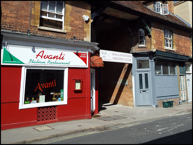 eyesore Avanti restaurant