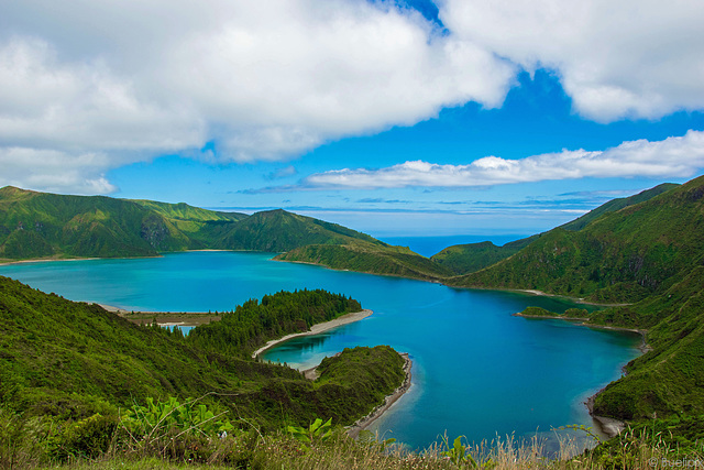 Blick auf den Lagoa do Fogo (© Buelipix)