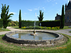 chateau de JUMILHAC chateau de JUMILHAC