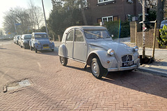 1990 & 1963 Citroën 2CV