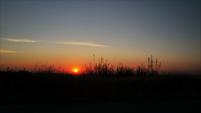 Penedos, Sunrise