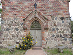 Dorfkirche in Rotberg /4