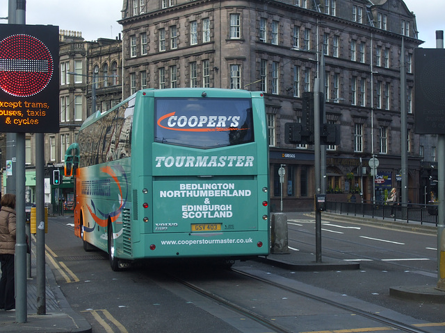 DSCF7239 Cooper’s Tourmaster Travel GSV 403 (SD15 UWJ) in Edinburgh - 7 May 2017