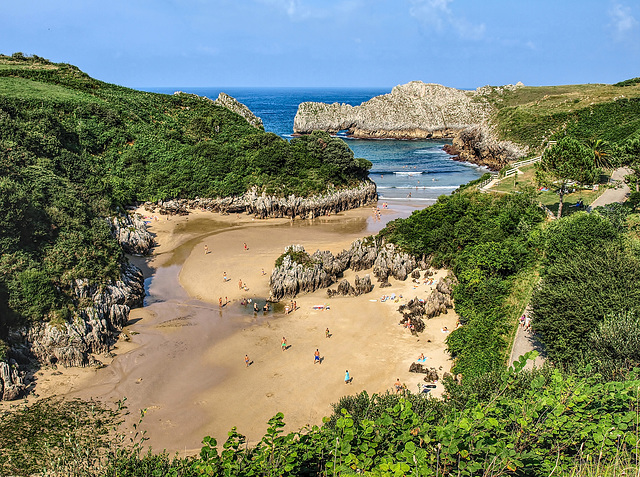 La cala de Berellin. Prellezo. Cantabria.