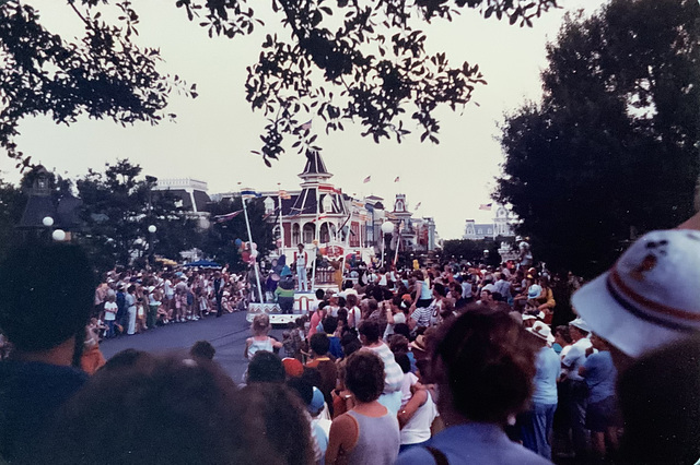 Walt Disney World, Orlando, The Parade (June 1981)