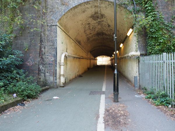 Tunnel