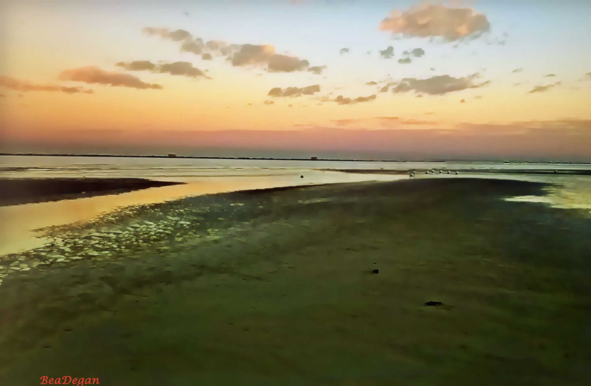 Bassa Marea. Alba sull' Adriatico